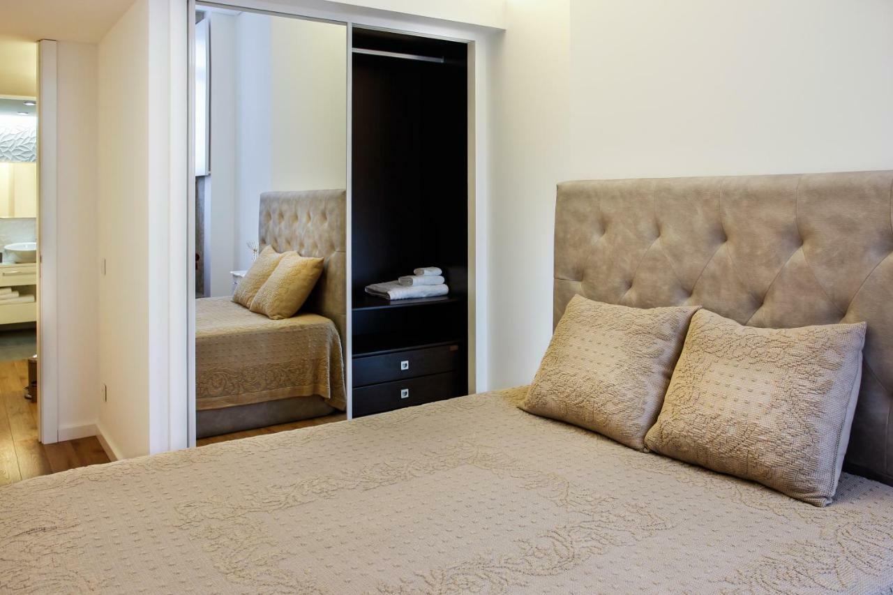 Lux Downtown Apartment Порто Екстериор снимка