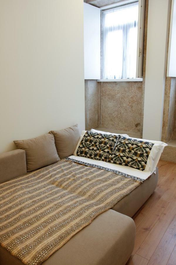 Lux Downtown Apartment Порто Екстериор снимка